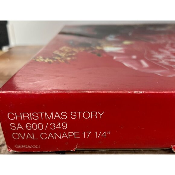 Mikasa Christmas Story Oval Canape 17 1/4" Fluted Glass Serving Platter - Picture 4 of 10